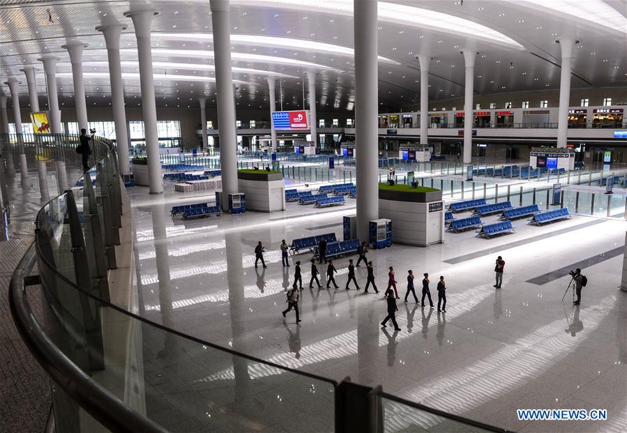 La gare des trains à grande vitesse à Urumqi entrera en phase d'essais