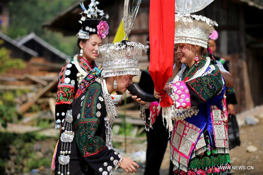 Chine : festival de la pêche dans le sud-ouest