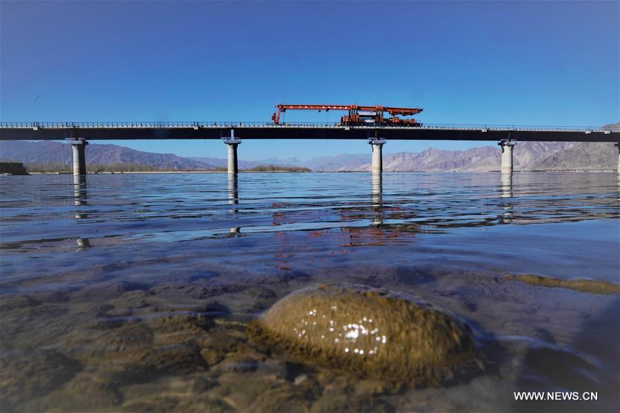 Chine : construction du chemin de fer Sichuan-Tibet