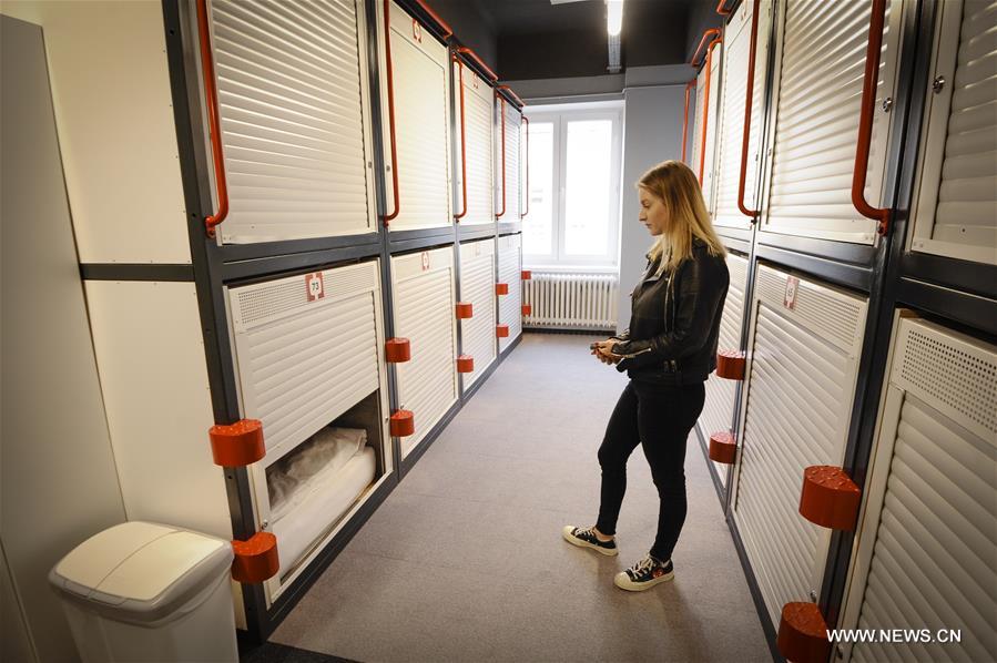 Pologne : hôtel capsule à Varsovie