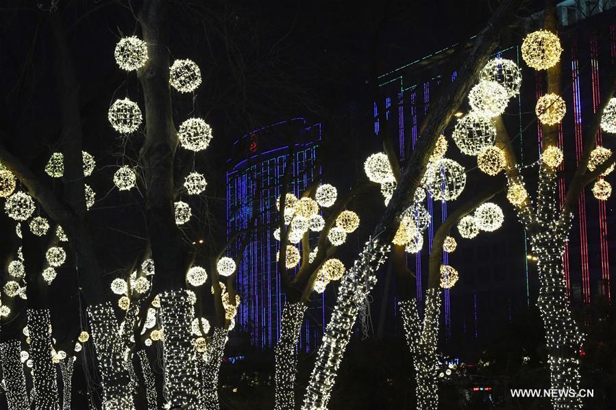 Chine : illuminations dans une ville au nord