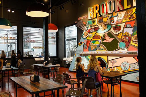 Une fabrique de cr&egrave;me glac&eacute;e &agrave; New York