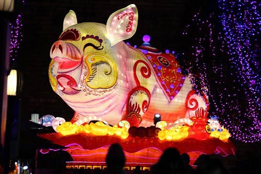 Des lanternes expos&eacute;es dans l'est de la Chine