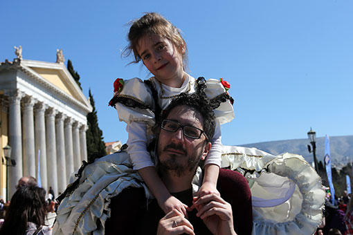 Gr&egrave;ce : carnaval &agrave; Ath&egrave;nes