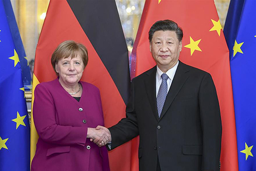 Xi Jinping pr&eacute;sente &agrave; Angela Merkel une proposition en trois points sur les relations sino-allemandes