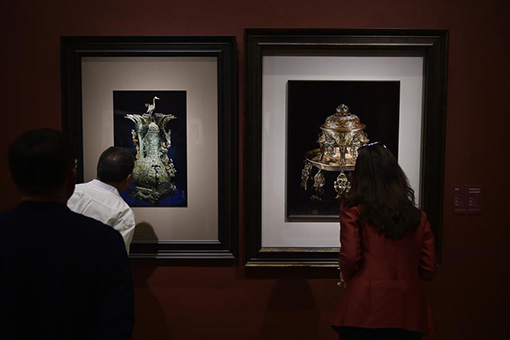 Chine: exposition de broderie de Su &agrave; Beijing