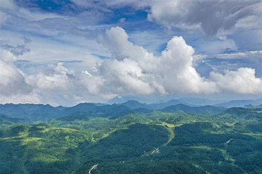 Chine: paysage du site touristique du lac Nantian à Chongqing