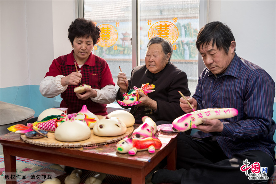 Patrimoine culturel : le pain color cuit  la vapeur de Wenxi