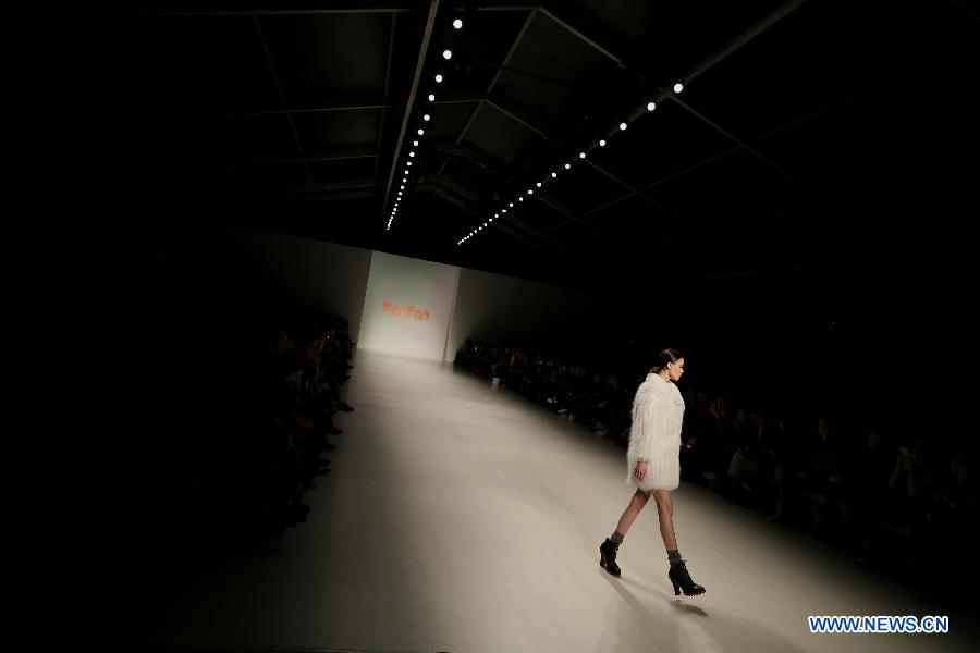 US-NEW YORK-FASHION WEEK-RANFAN