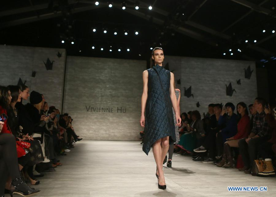 U.S.-NEW YORK-FASHION WEEK-VIVIENNE HU