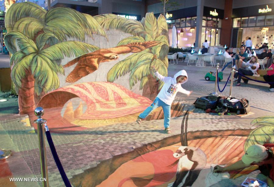 （国际）（4）迪拜举行街头3D涂鸦艺术展