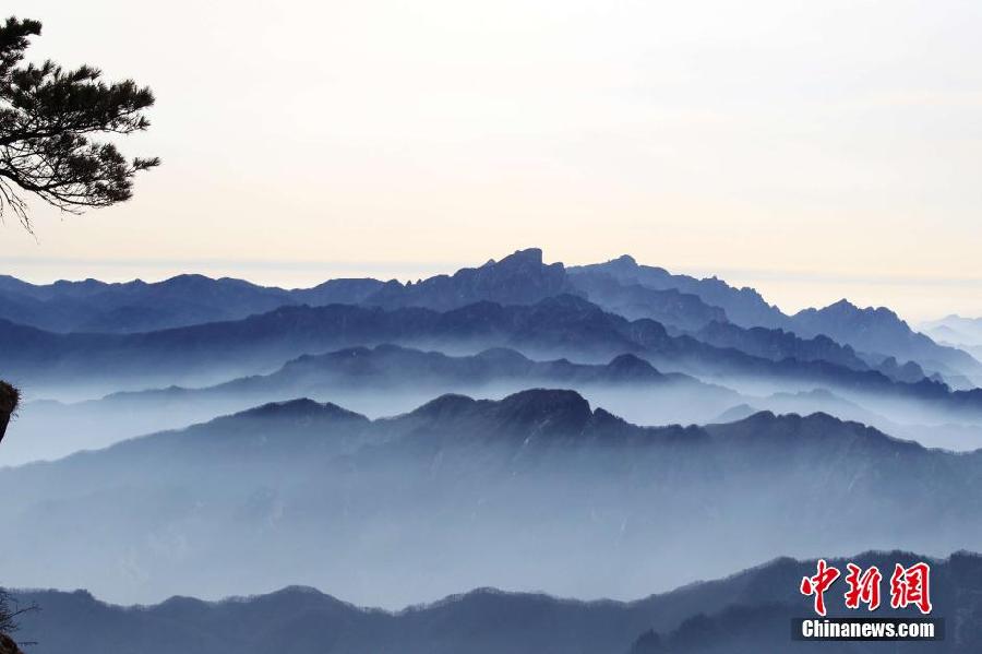 Le mont Laojun dans les nuages, tout simplement majestueux