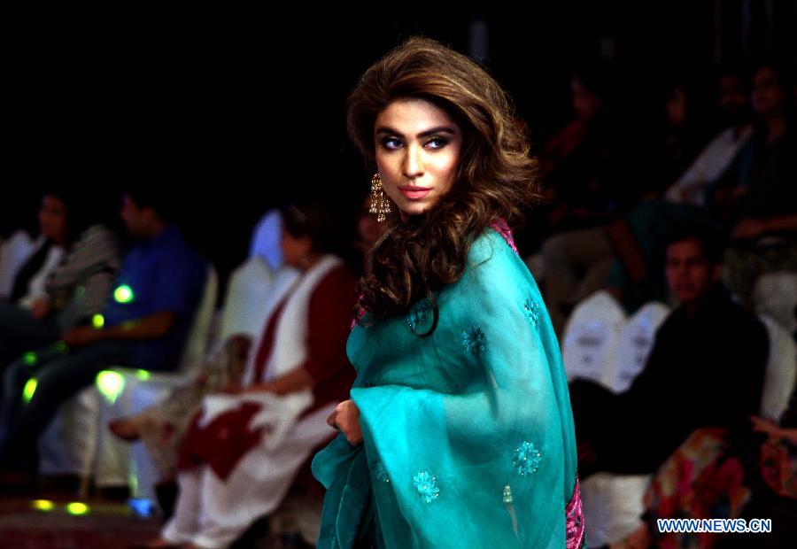 PAKISTAN-KARACHI-FASHION WEEK