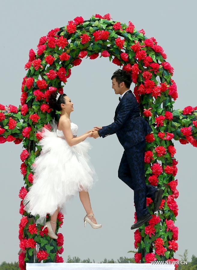 CHINA-BEIJING-MAGICIAN'S WEDDING (CN)