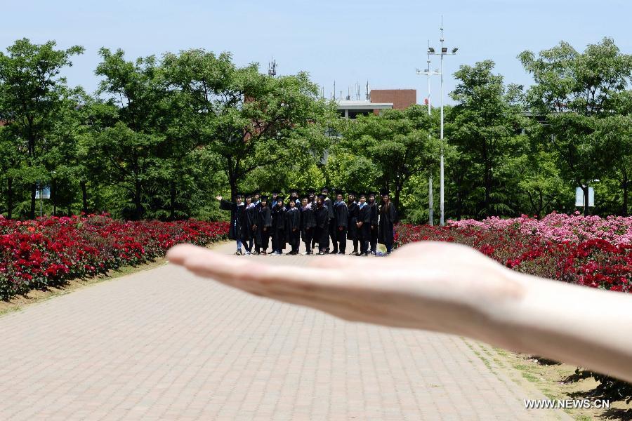 #CHINA-GRADUATION SEASON-PHOTOS (CN)