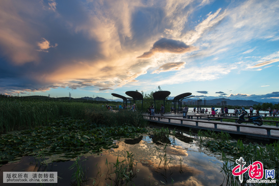 Photos : le ciel, le soleil et… le lac Lianshi