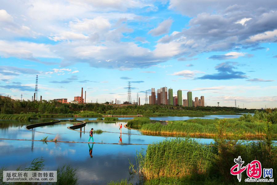 Photos : le ciel, le soleil et… le lac Lianshi