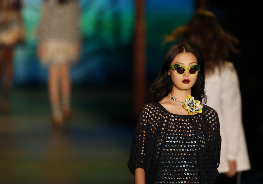 U.S.-NEW YORK-FASHION WEEK-ANNA SUI