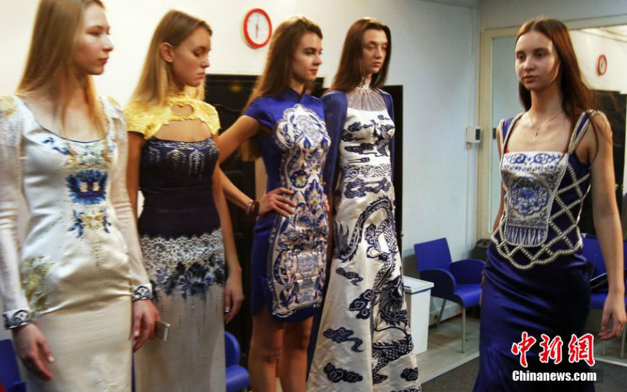 200 mannequins russes auditionnent pour un dfil du crateur chinois NE-TIGER