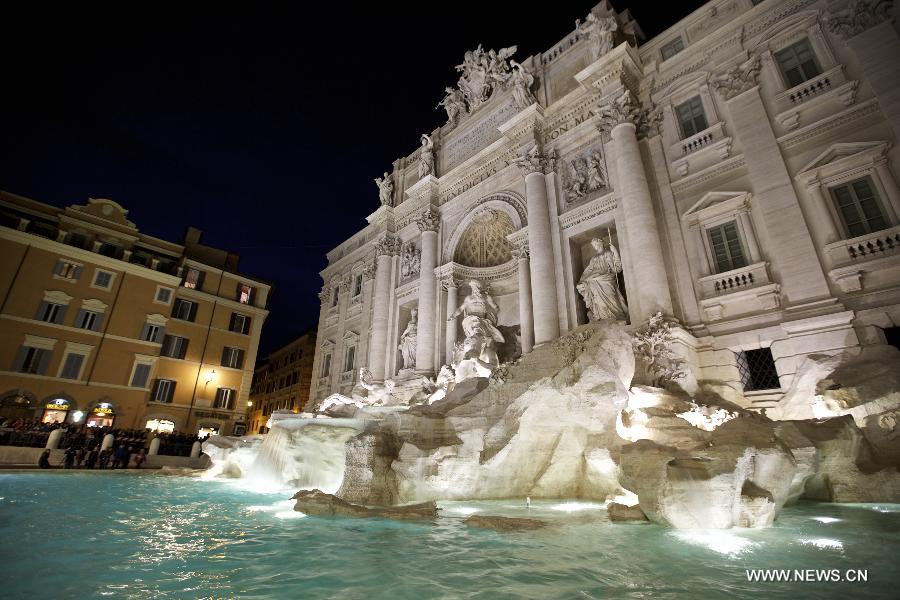 ITALY-ROME-TREVI FOUNTAIN-RESTORATION