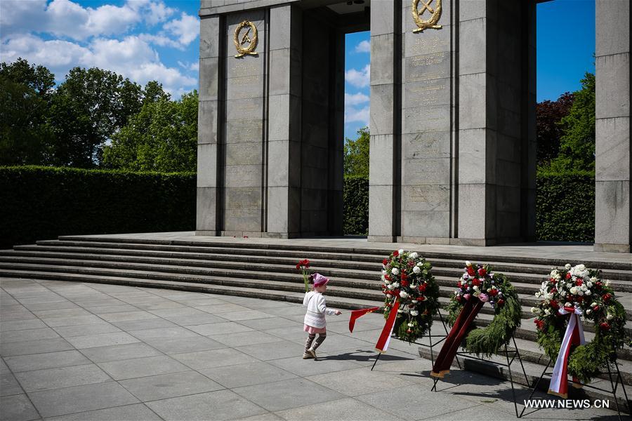 Berlin : commémoration de la fin de la Seconde Guerre mondiale 