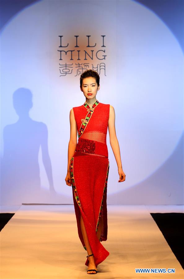 Chine : défilé de mode à Shanghai