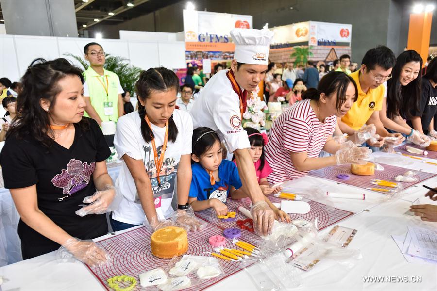 Activité sur le thème de la pâtisserie au Guangdong