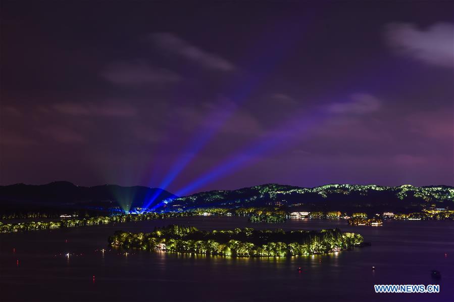 Sommet du G20 : paysage nocturne de Hangzhou 