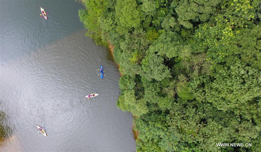 La zone touristique de la montagne Simian à Chongqing 