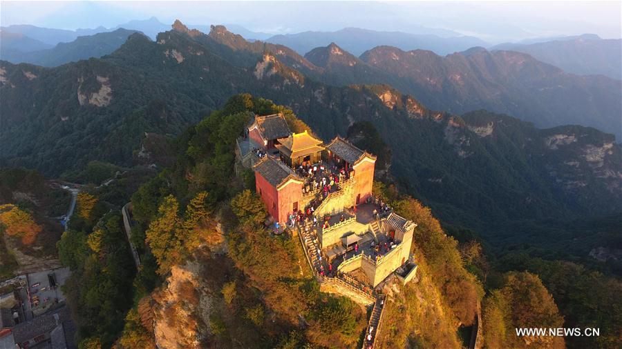 Chine : paysage des monts Wudang 