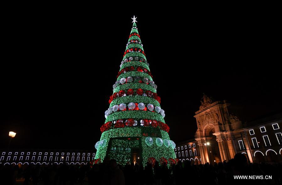 Portugal : illuminations à l'approche de Noël à Lisbonne