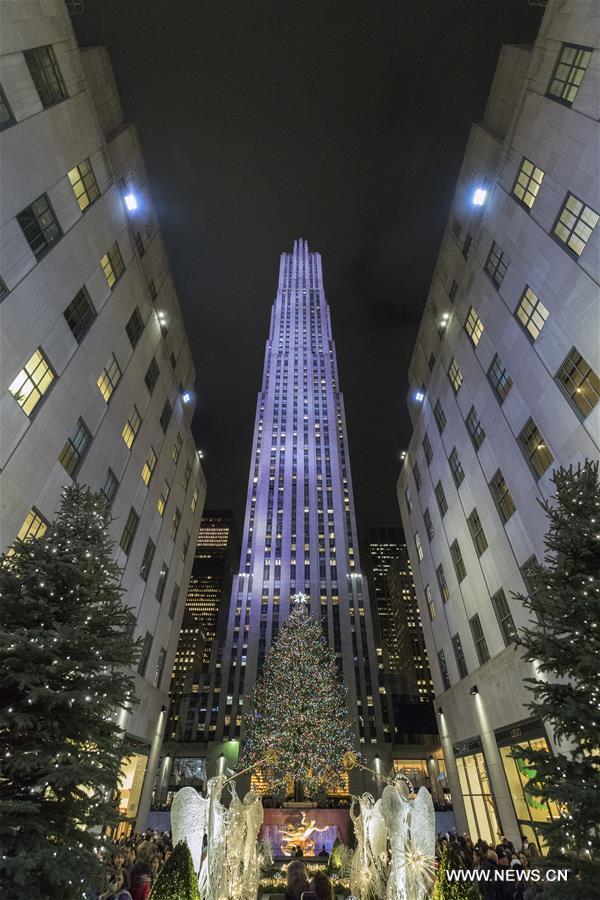 Etats-Unis : sapin de Noël du Rockefeller Center à New York