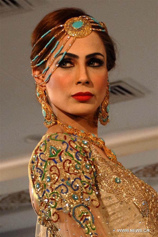 Défilé de mode au Pakistan 