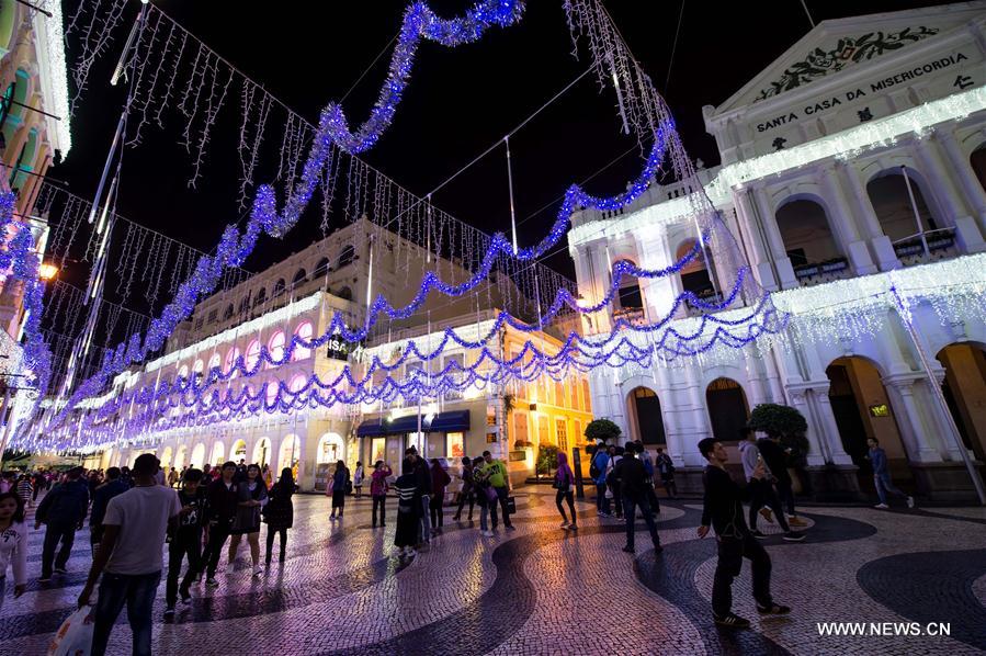 Chine : illuminations à l'approche de Noël à Macao