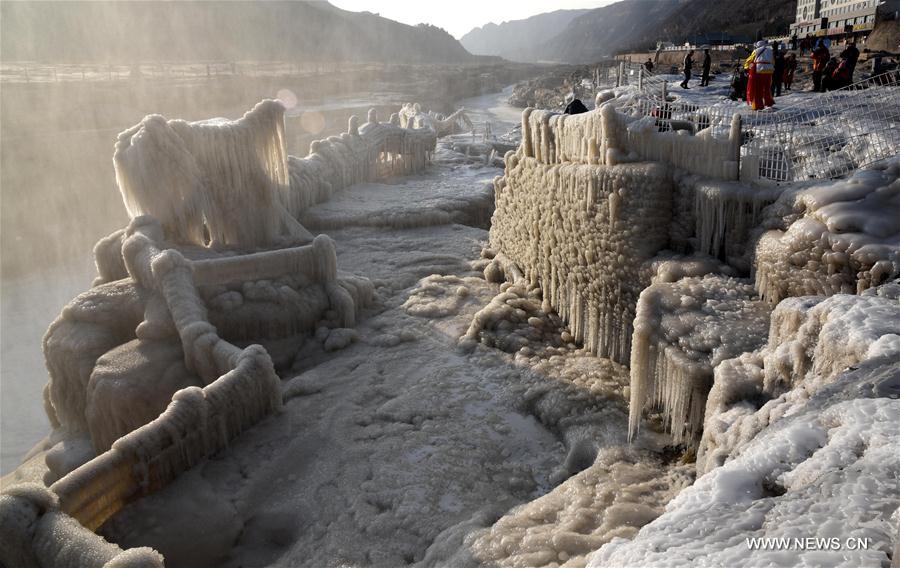 Chine : la cascade gelée de Hukou 