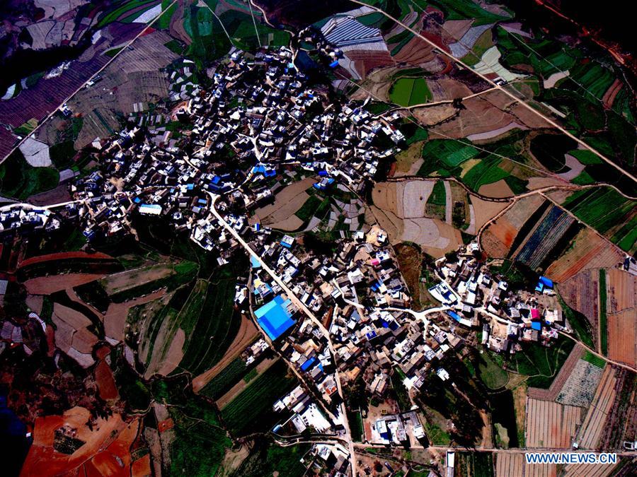 Chine : paysage d'un village au Yunnan