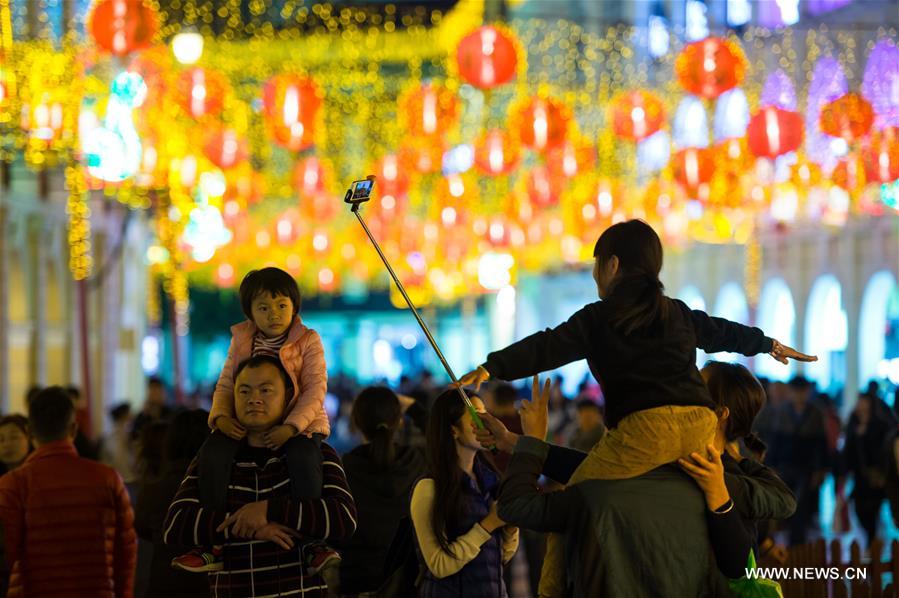 Illuminations de la fête du Printemps à Macao