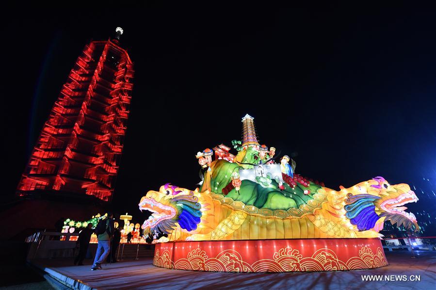 Chine : foire de lanternes à Nanjing