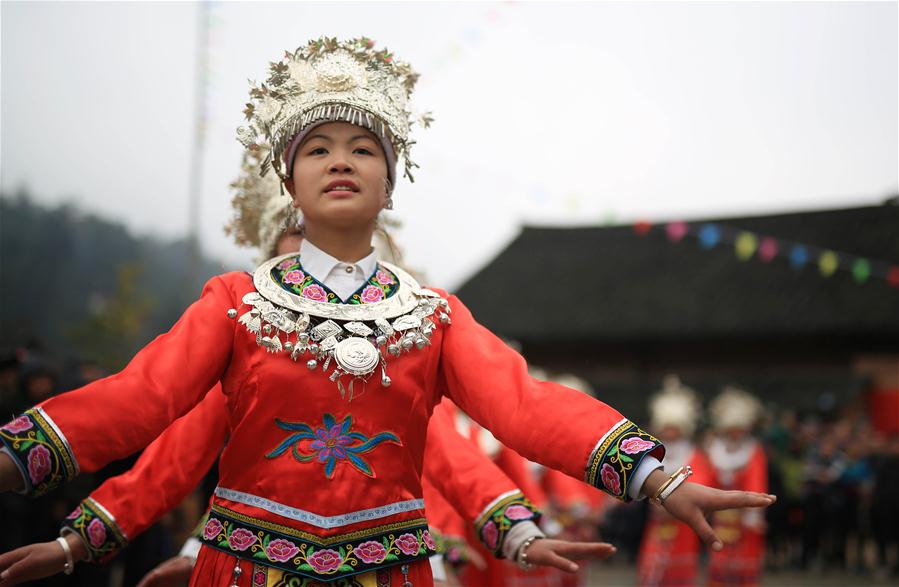 Activités folkloriques de l'ethnie Miao en Chine