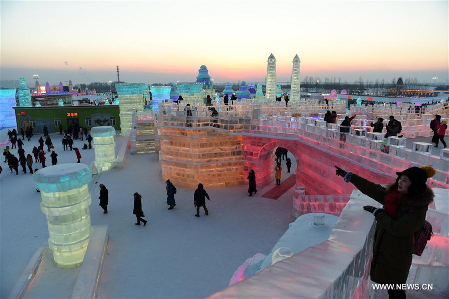 Chine : "Monde de neige et de glace" à Harbin