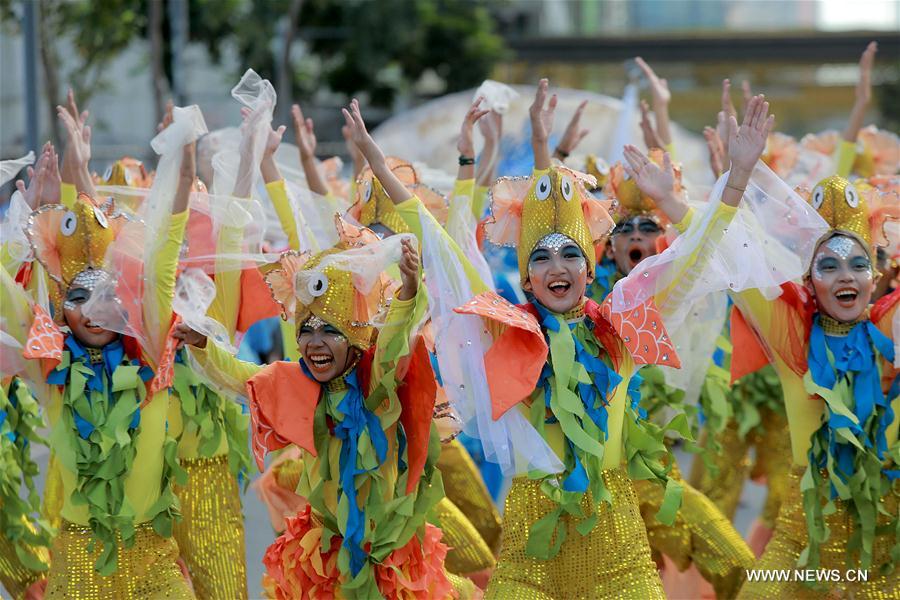 Philippines : festival Caracol à Makati