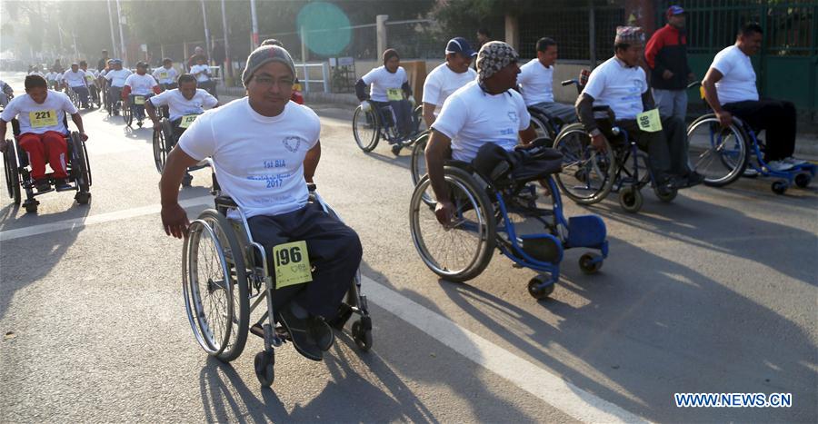 Népal : marathon de personnes handicapées à Katmandou