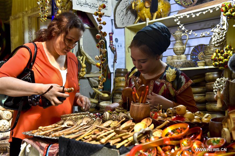 Le Bazar international d'Urumqi au Xinjiang