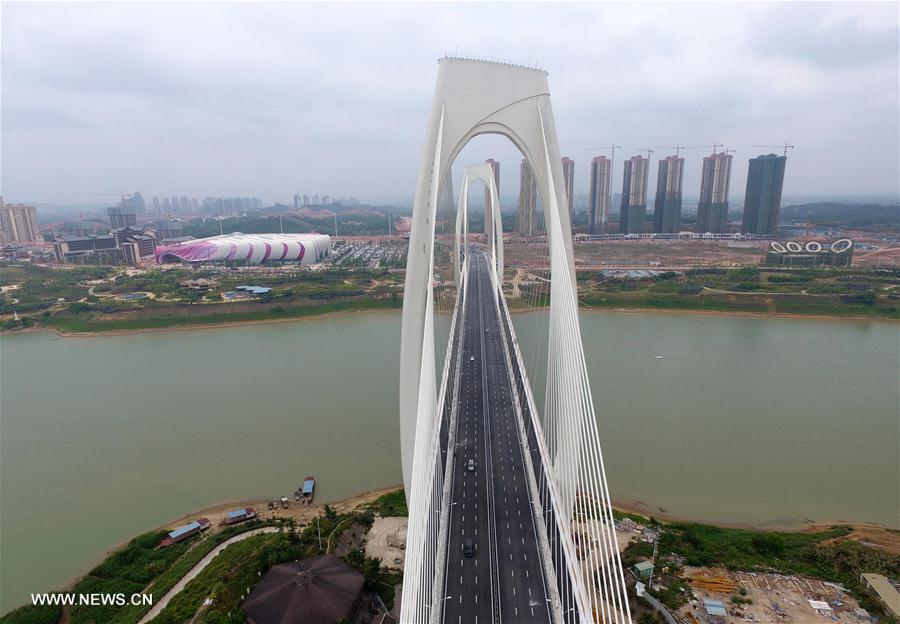 Chine : un nouveau pont ouvert à la circulation dans le sud