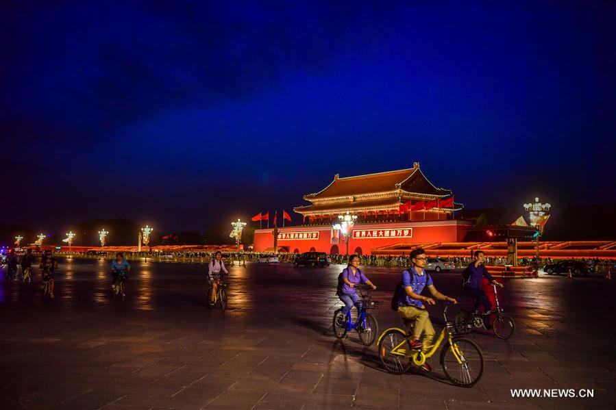 (FCR) Illuminations à Beijing pour accueillir le Forum de "la Ceinture et la Route"  pour la coopération internationale