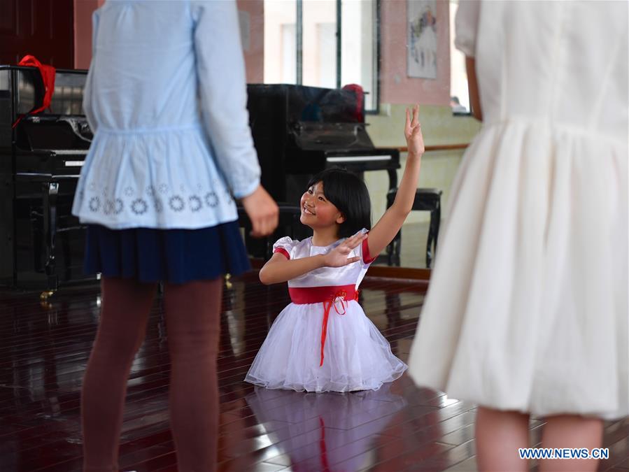 Chine : une fille passionnée de danse