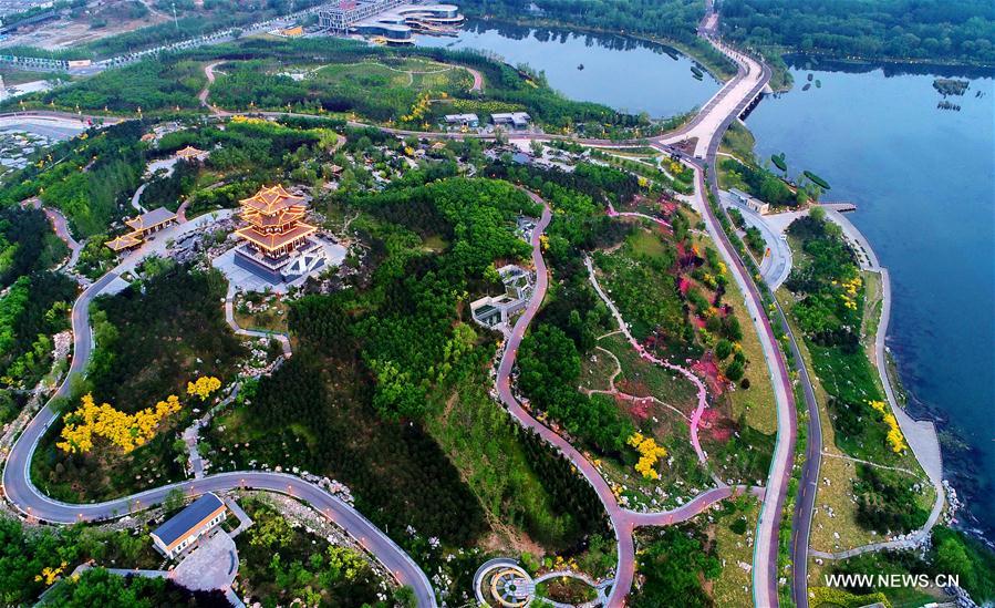 Paysage du parc du lac du Sud à Tangshan
