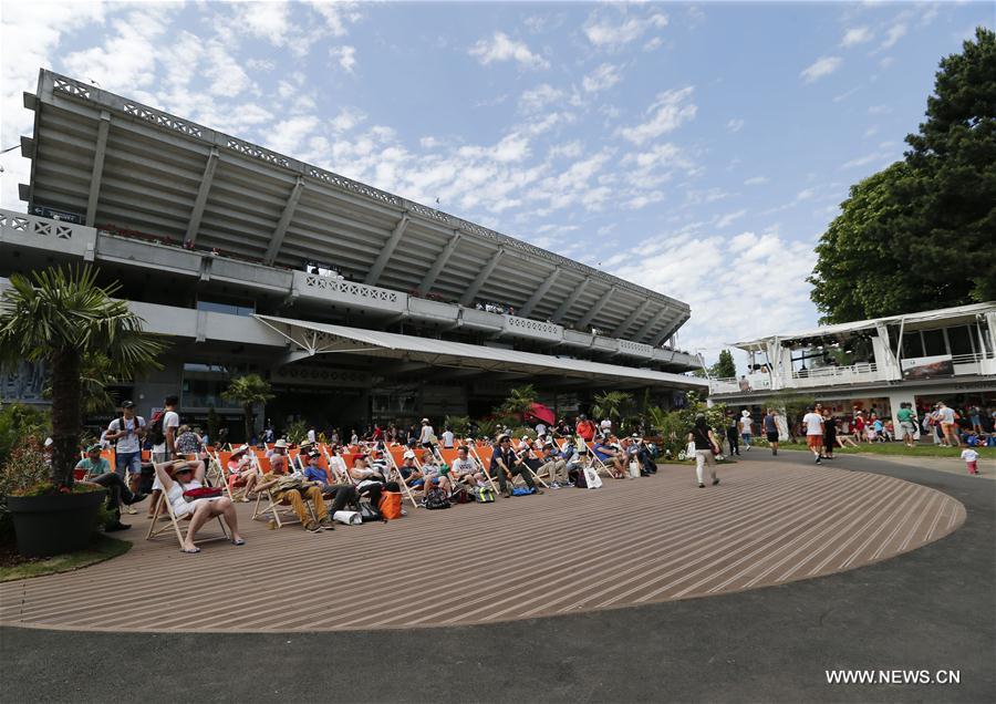 Paris : court Philippe-Chatrier au stade Roland-Garros