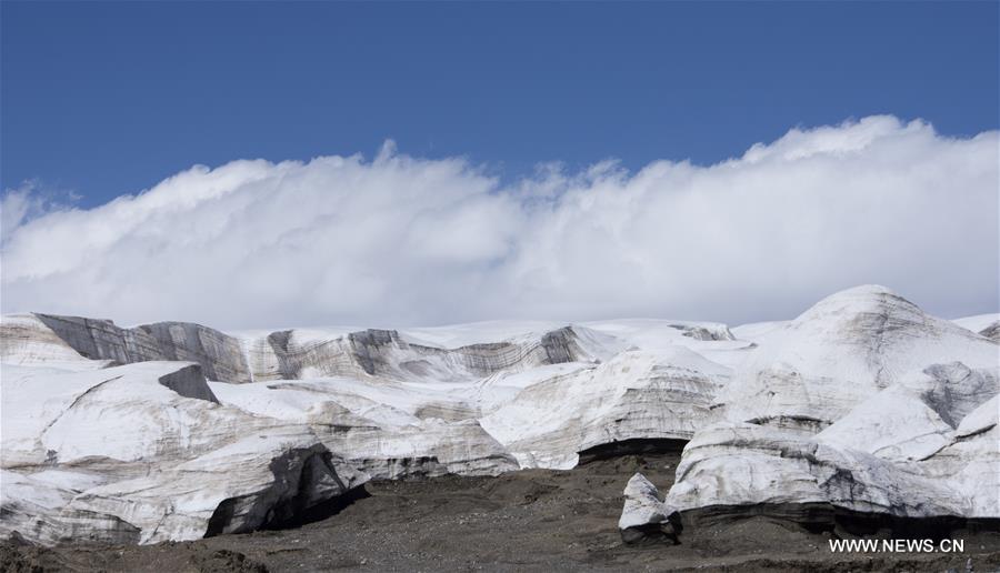 Glacier Purog Kangri dans la région autonome du Tibet