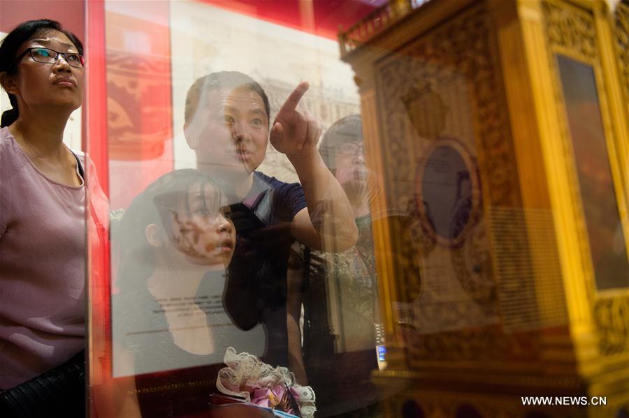 Chine : exposition sur l'empereur Qianlong à Hangzhou 